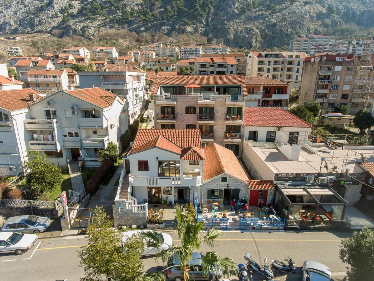 Apartments Windrose Котор Екстериор снимка