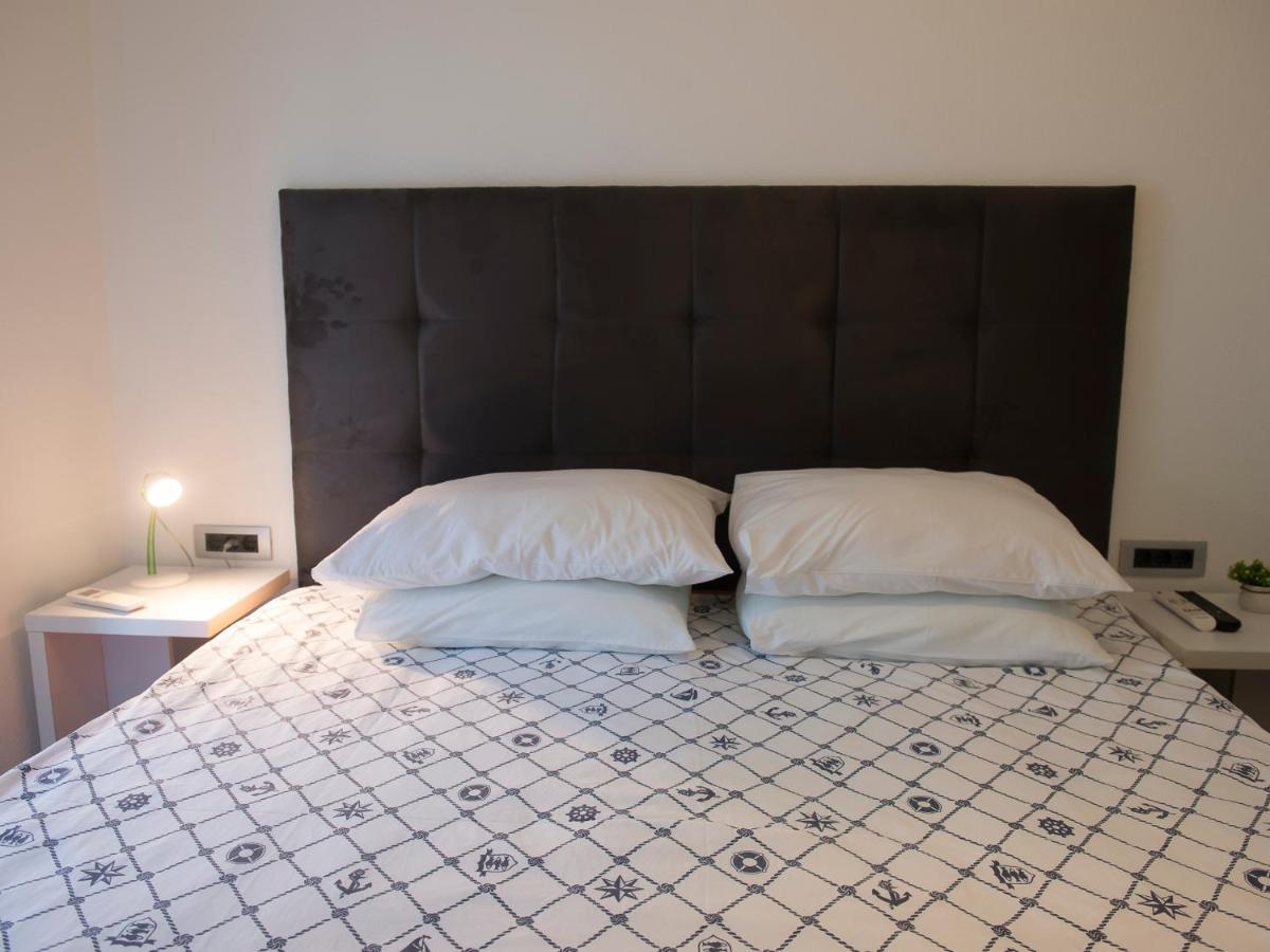 Apartments Windrose Котор Екстериор снимка