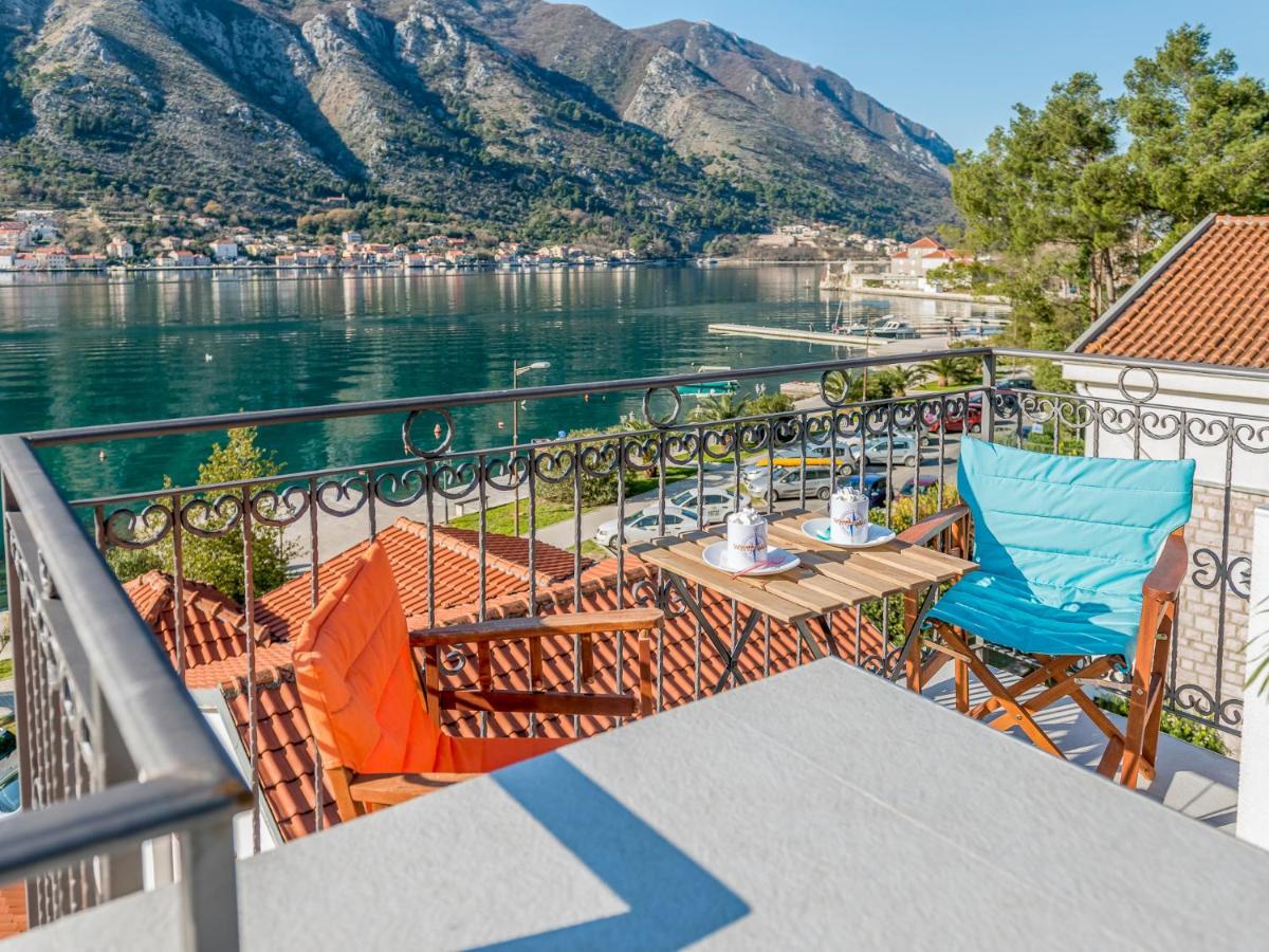 Apartments Windrose Котор Екстериор снимка