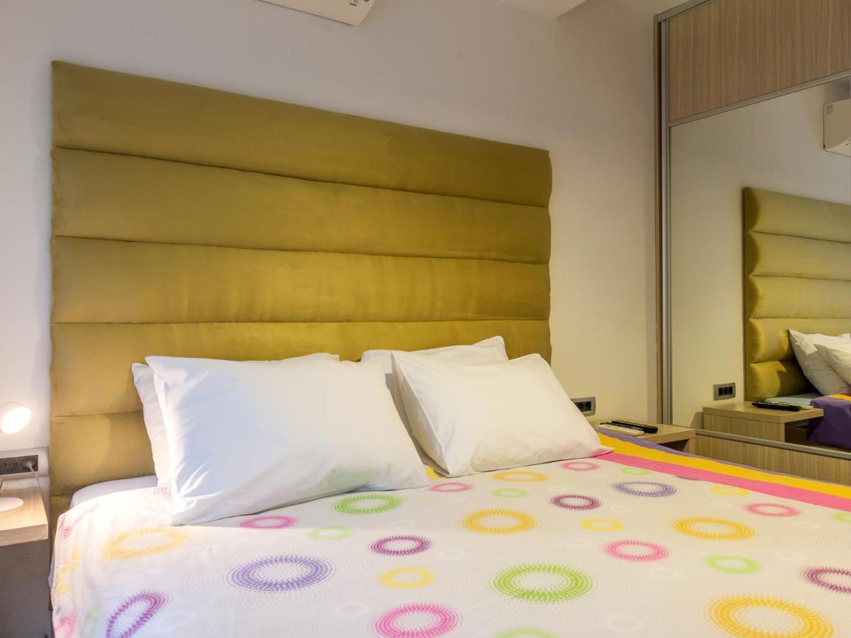 Apartments Windrose Котор Екстериор снимка